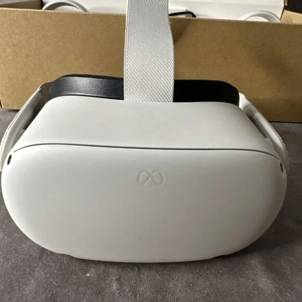 Meta Quest 2‎ - All-In-One Virtual Reality Headset- 128GB W/ Extra Battery